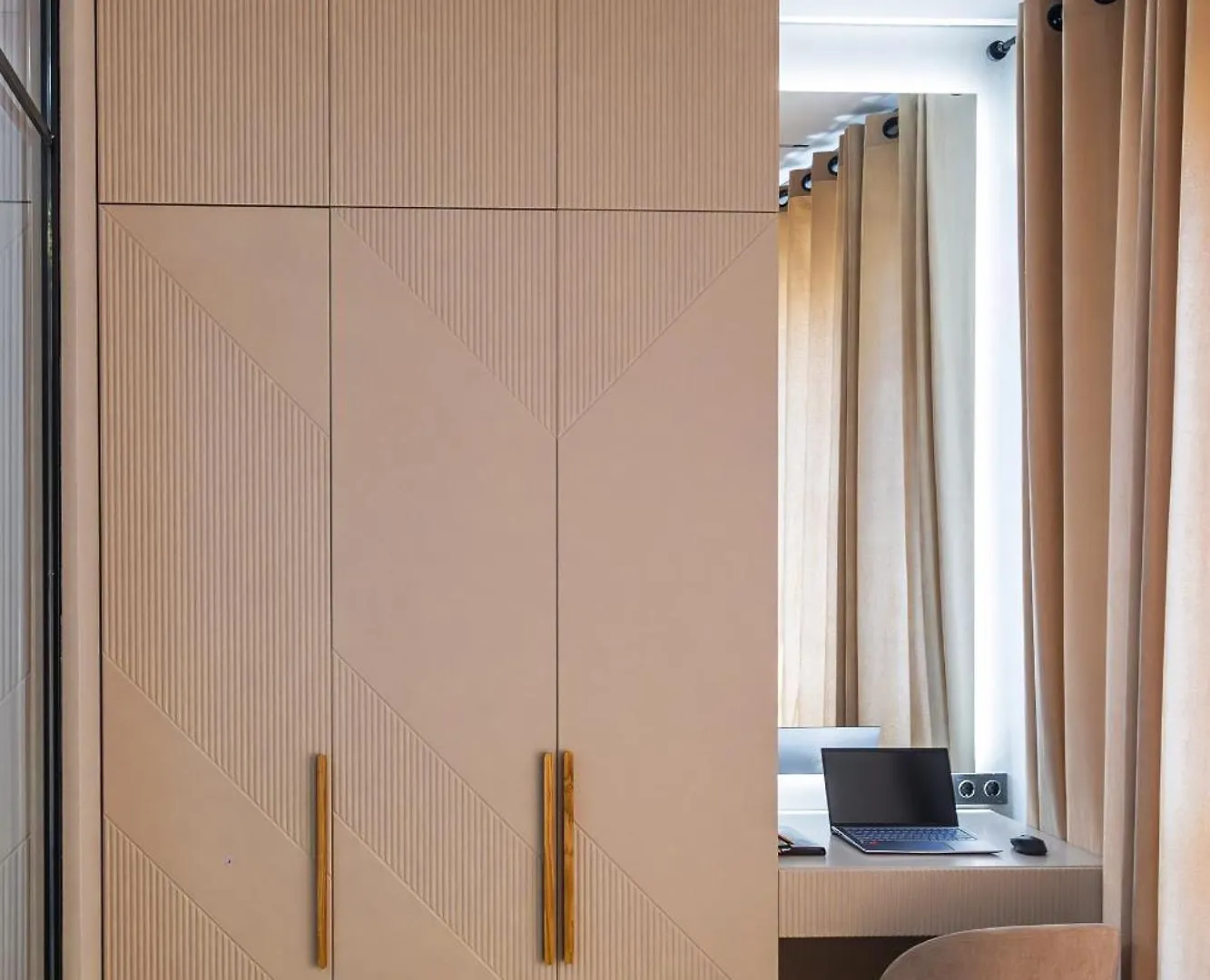 Glownest Apartment Near Mega Almaty