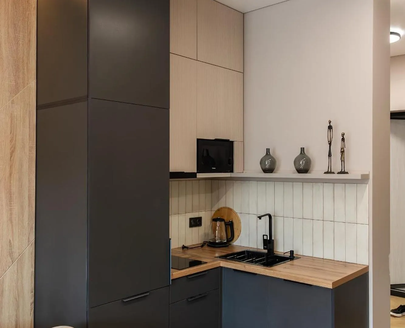 Glownest Apartment Near Mega Almaty