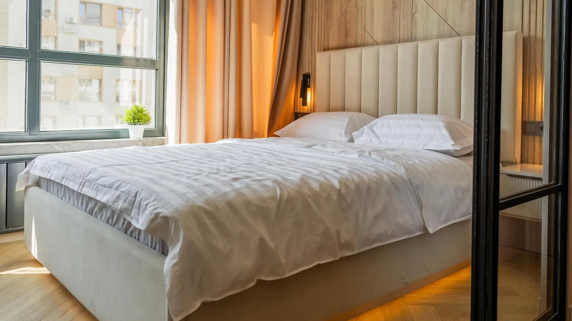 Glownest Apartment Near Mega Almaty