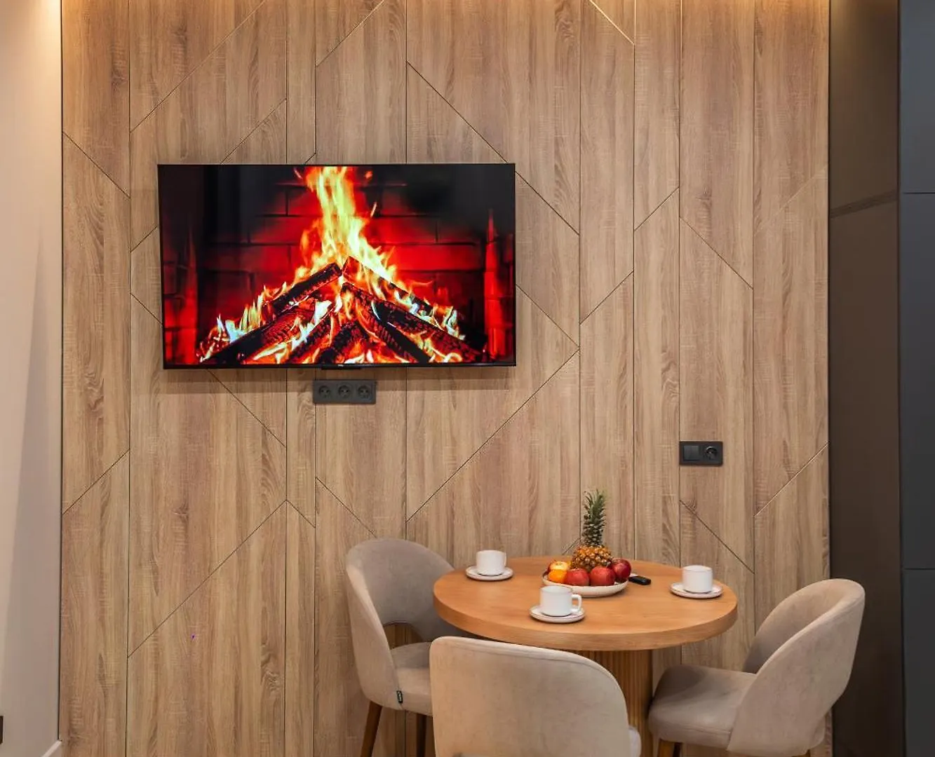 Glownest Apartment Near Mega Almaty