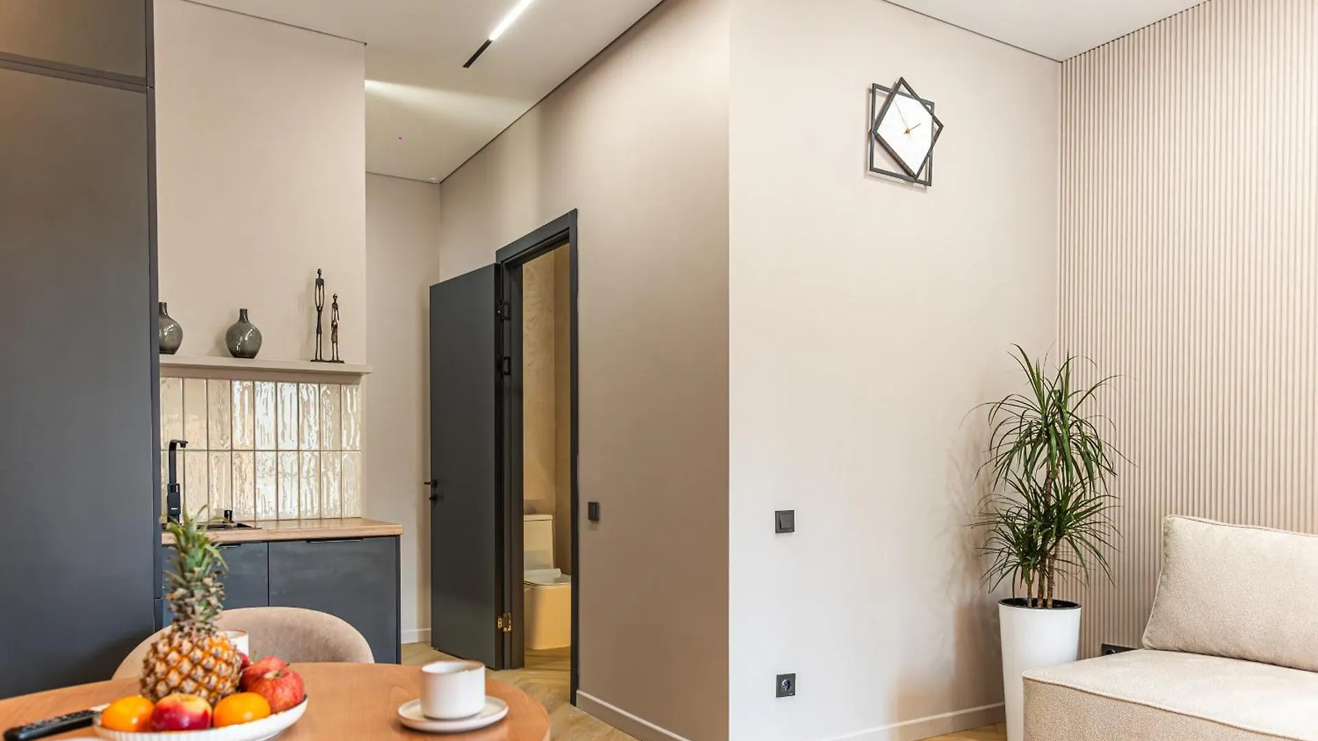 Glownest Apartment Near Mega Almaty