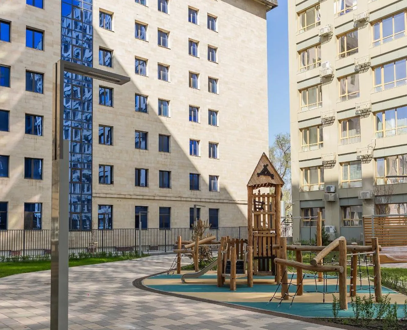 Glownest Apartment Near Mega Almaty